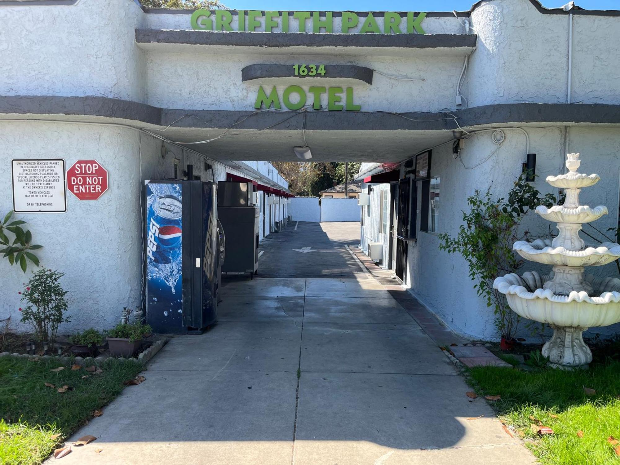 Griffith Park Motel, In Los Angeles Hollywood Area Glendale Exterior foto
