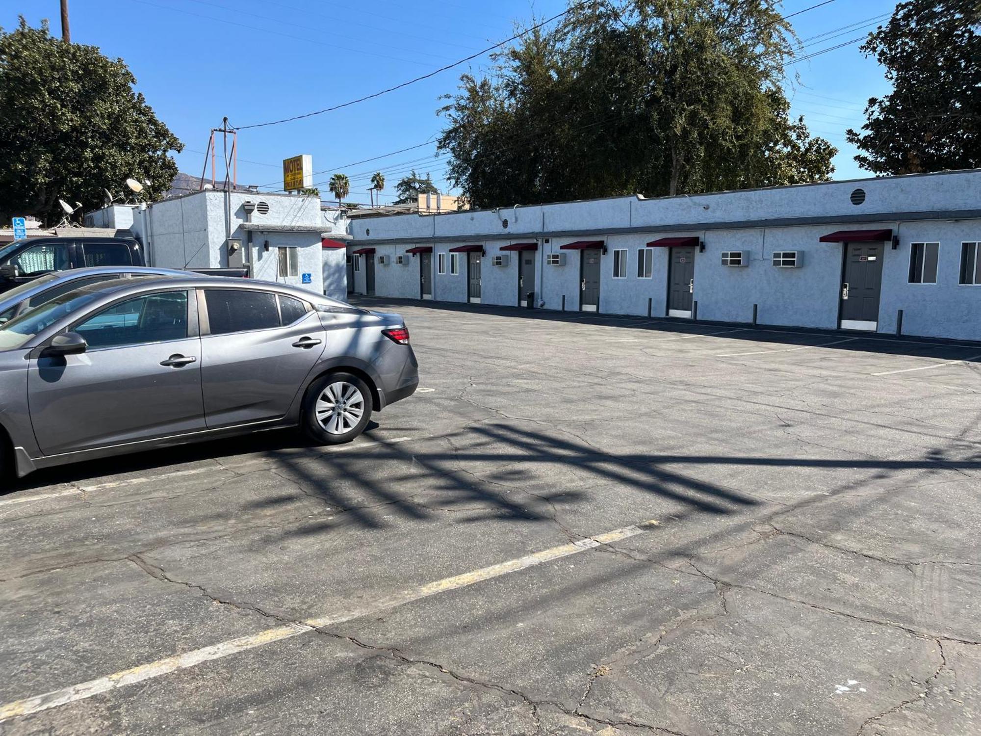Griffith Park Motel, In Los Angeles Hollywood Area Glendale Exterior foto
